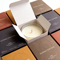 Boîte carrée de luxe écologique à bas prix avec pelliculage mat et gaufrage pour emballages de bougies parfumées