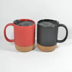 HY Custom nordic matte black cork base tazza da caffè tazza in ceramica con fondo in sughero isolato in legno