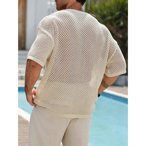 Camiseta de punto de malla para hombre - Camisa de playa de verano con cuello en V y ajuste holgado, camiseta de punto transparente para resort y ropa urbana - Product Image 4