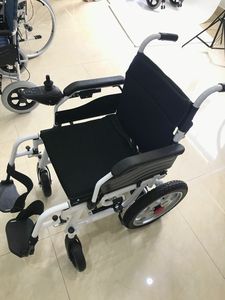 Silla de ruedas eléctrica portátil plegable ligera plegable compacta con <span class=keywords><strong>ayuda</strong></span> de movilidad - Product Image 4