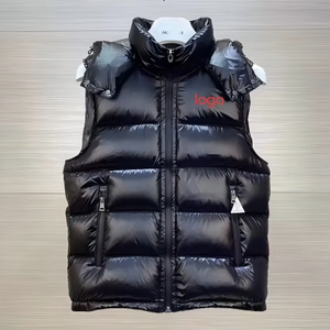 Chaleco Clásico MAYA de la Marca M, Grueso, con Capucha, Resistente al Viento, Cálido, Tratado Antiplanchado, de Poliéster/Algodón, Acabado Brillante, Unisex - Product Image 3