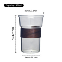 Tasse à café en verre borosilicate évasée avec manchon en bois de noyer résistant à la chaleur et bande anti-brûlure en bois