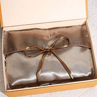 Pochette de luxe en satin doré imprimée sur mesure avec logo, pour lingerie, avec ruban, sac de rangement en soie pour cheveux, sac anti-poussière de luxe