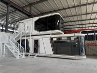 Maison préfabriquée modulaire portable avec système de contrôle intelligent et style moderne pour espace de vie en plein air, maison capsule