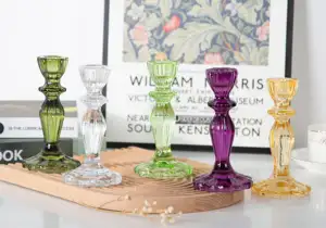 カスタムガラスキャンドルホルダーエレガントなデザイン手作りキャンドルスタンドルーム装飾ガラス燭台