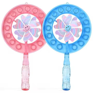 Ensemble <span class=keywords><strong>de</strong></span> jouets amusants pour enfants à vendre, souffleur <span class=keywords><strong>de</strong></span> <span class=keywords><strong>bulles</strong></span> <span class=keywords><strong>de</strong></span> <span class=keywords><strong>savon</strong></span>, moulin à vent, baguette à <span class=keywords><strong>bulles</strong></span> - Product Image 1