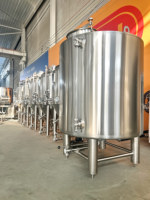 Réservoir d'eau glycolée à double enveloppe Carry Brewtech 600L avec isolation en PU pour microbrasserie et brasserie artisanale