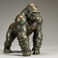 Statue de gorille en bronze moderne et créative sur mesure, sculpture en moulage 3D pour la décoration des places urbaines et des jardins