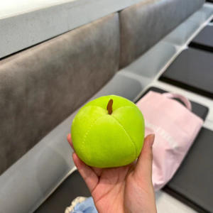 Juguete de peluche de manzana de 10cm al por mayor muñeco de descompresión suave y colorido <span class=keywords><strong>almohada</strong></span> de manzana rellena antiestrés - Product Image 4
