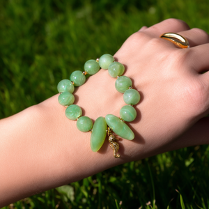 Fashion <b>Beaded</b> <b>Bracelet</b> Green Agate <b>Gold</b> Plated Seahorse Charm Stretchable Jewelry - Product Image 3