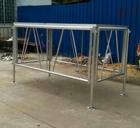 Scène Modulable en Aluminium avec Cadre Réglable pour Événements et Mariages