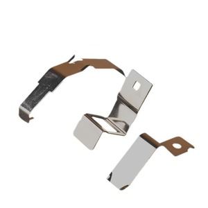 Pièces métalliques estampées sur mesure, composants de support de découpe de précision, quincaillerie formée avec précision pour l'assemblage industriel - Product Image 1