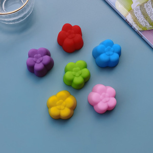 Molde de silicona con varios diseños de flores de 3cm para pudín de Chocolate, Cupcakes, Mini vela de jabón DIY para Navidad, Pascua, graduación - Product Image 4