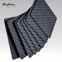 Panel de Fibra de Carbono 3K de Tejido Plano - Acabado Liso y Brillante, 400x500mm, Multigrosor 0.5-3.0mm, Panel Compuesto Industrial