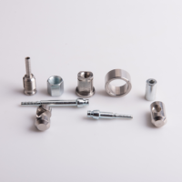 Maßgefertigte 19*30mm Edelstahl 304 Passivierte CNC-Bearbeitete Drehteile Hammer-/Dübel-/Zylindermuttern mit Auto-Spaltclip