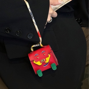 Nouveau Porte-clés et Pendentif de Voiture 2026 de Haute Qualité, Mini Sac à Monstres Mignons, Étui pour Écouteurs et Décoration de Voiture - Product Image 4