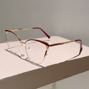 Thiết kế thời trang đa màu rỗng quá khổ trang trí Eyewear phụ nữ kim loại khung chống ánh sáng màu xanh kính quang học - Product Image 6