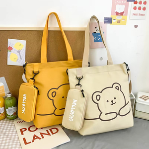 Bolso <span class=keywords><strong>de</strong></span> hombro <span class=keywords><strong>de</strong></span> lona con estampado <span class=keywords><strong>de</strong></span> oso elegante con bolsa con cremallera Bolso <span class=keywords><strong>de</strong></span> <span class=keywords><strong>mano</strong></span> ligero para niñas universitarias escolares - Product Image 3