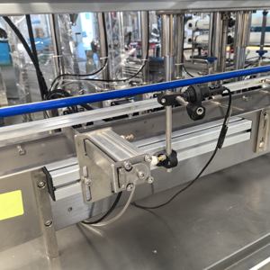 Высококачественная магнитная машина для количественного розлива вязких жидкостей, таких как напитки, фруктовые соки и эфирные масла, а также клея. - Product Image 3