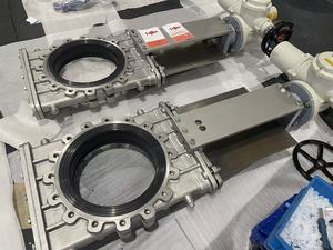 Cuchilla de Compuerta de Acero Inoxidable con Resistencia Superior a la Corrosión para Lodos Petroleros y Aplicaciones Generales OEM - Product Image 1