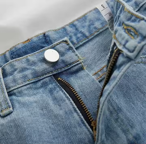 Jeans déchirés sexy pour femmes de haute qualité Jeans taille haute colorés Denim Shorts Usine En Gros Style Décontracté Bouton pour l'été - Product Image 5