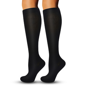 3 Paires/Sac Chaussettes de <span class=keywords><strong>compression</strong></span> athlétiques anti-varices pour hommes et femmes Chaussettes élastiques de soutien du <span class=keywords><strong>mollet</strong></span> Sehe Fashion - Product Image 5