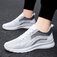 Chaussures de course légères et respirantes pour hommes, semelle antidérapante résistante à l'usure, baskets de marche décontractées et athlétiques