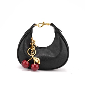 Nouveau <span class=keywords><strong>Sac</strong></span> <span class=keywords><strong>à</strong></span> <span class=keywords><strong>Main</strong></span> Mini et Portefeuille Femme 2026 – Design Croissant Tendance avec Pendentif Cerise, Fermeture Éclair, en PU, sans Bretelles – Collection Printemps 2026 - Product Image 1