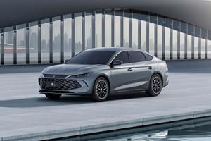 BYD QIN <span class=keywords><strong>L</strong></span> DM-i 2024 120KM GLX Plug-in Hybrid <span class=keywords><strong>E</strong></span>-CTV Vitesses infiniment variables 1.5L 101 HP L4 Plug-in Hybrid Longue Endurance - Product Image 2