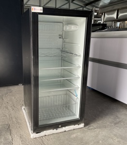 33 Liter Kleine Koelkast Oem Odm Glazen Deur Aanrecht Top Commerciële Display <span class=keywords><strong>Mini</strong></span> Koelkast Koeler - Product Image 1