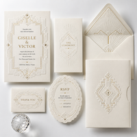 Blindgeprägte Hochzeitseinladung Wien Geometrisch Hellgold Kristall Luxuriöse Maßgefertigte Handgefertigte Geprägte Einladung