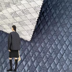 100% <span class=keywords><strong>Polyester</strong></span> kim cương chần cách điện vải cho mùa đông độn áo khoác tùy chỉnh nhiệt Vật liệu lót - Product Image 1