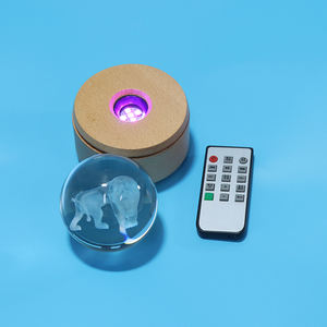 ब्लूटूथ क्रिसमस ग्लोब क्रिस्टल गेंद दीपक लकड़ी के संगीत के साथ आधार - Product Image 5