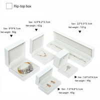 Boîte de rangement pour bijoux avec compartiments, organiseur portable pour bagues, boucles d'oreilles, colliers, bracelets, boîte à bijoux idéale