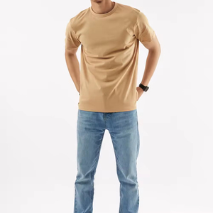 เสื้อยืดผู้ชายแขนสั้นทรงหลวม ผ้าฝ้าย 100% คุณภาพสูง สำหรับใส่ในชีวิตประจำวันช่วงฤดูร้อน ดีไซน์ใหม่ เสื้อยืดลำลองสำหรับผู้ชาย มีจำหน่ายแล้ว - Product Image 1