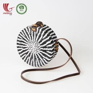 Sac de paille, sac en rotin avec ficelle en plastique fabriqué en gros au Vietnam - Product Image 1
