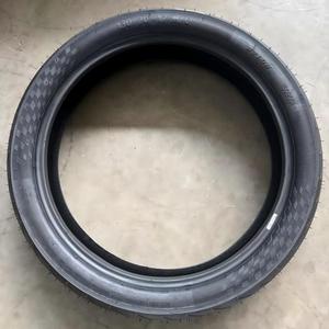 Neumáticos de Motocicleta de Alto Rendimiento 130/70-17 - Product Image 2