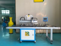 Máquina de Serigrafía Neumática Automática Compacta de Cama Plana y Alta Velocidad para Bolsas de Papel con Banco de Trabajo de Cinta Transportadora