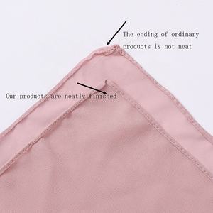 Hijabs Malasia de Color Sólido al por Mayor Personalizados, Turbante para Mujer, Pañuelo de Gasa con Perlas, <span class=keywords><strong>Hijab</strong></span> Largo de Burbuja - Product Image 4