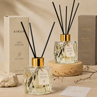 Coffret Cadeau Minimaliste Personnalisé AIKUN, Huile Essentielle Naturelle Longue Durée, Plusieurs Options de Parfums, Élégant Ensemble de Diffuseur d'Aromathérapie