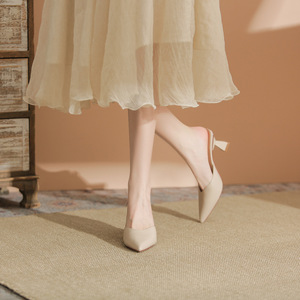 6777A Mules de punta puntiaguda para mujer, tacones altos de cuero PU, estilo coreano, tendencia de moda, zapatos sin cordones para todas las estaciones - Product Image 4