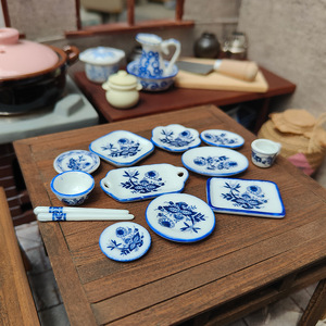 Vajilla de Cerámica <span class=keywords><strong>Azul</strong></span> y Blanca en Miniatura 1:12, Platos Pequeños, Accesorios de Decoración para <span class=keywords><strong>Casa</strong></span> de Muñecas - Product Image 4
