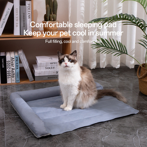 Thảm làm mát cho thú cưng Đệm gel lạnh làm mát mùa hè bảo vệ cột sống chống nước chống trầy xước có thể gập lại di động thân thiện với môi trường sọc - Product Image 1