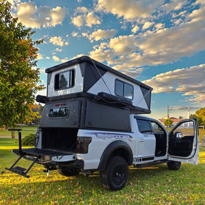 モダンな4x4オフロードキャンピングアルミテント防水ハードシェルキャノピーピックアップトラック折りたたみ式キャンピングテント2人用 - Product Image 1