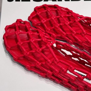 Sandalias planas de rejilla tejida rojas para mujer, zapatos de playa informales, minimalistas y transpirables - Product Image 4