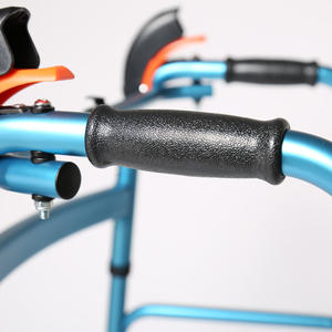 Marcheur médical de Rollator d'achats extérieurs en aluminium pliable de haute qualité avec le siège pour l'aîné - Product Image 4