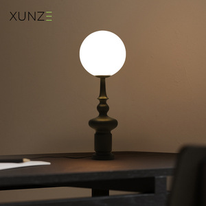 โคมไฟตั้งพื้นสไตล์อิตาเลียนย้อนยุคแบบเสาโรมันสำหรับห้องนั่งเล่นและห้องนอน โคมไฟตั้งโต๊ะวินเทจสุดหรูข้างโซฟาและข้างเตียง - Product Image 4