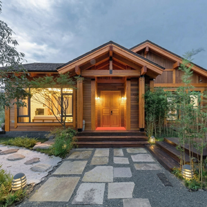 Casa de Madera Portátil Impermeable de Estilo Japonés, Estructura Prefabricada Rectangular Anticorrosiva para Uso en Hoteles, Resorts y Villas - Product Image 1