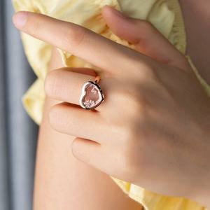 Anillo MSR-1587 de Oro de 18K Personalizado con Diamante Redondo en Forma de Corazón, Diamante de Laboratorio - Product Image 5