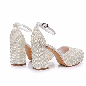 Chaussures Mary Jane à bout carré et strass, grande taille 45, en satin, avec bride cheville, couleurs bonbon, légères, pour femme, idéales pour les banquets et soirées d'été, à talon épais et haut. - Product Image 4